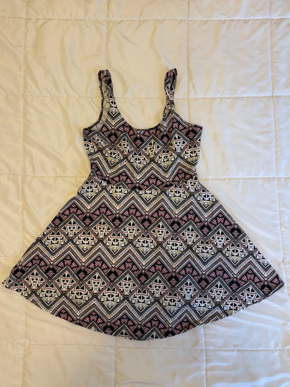 Y2K PINK Victoria's Secret Aztec Print Mini Dress in Black, White & Pink